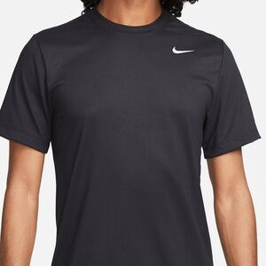 Nike Men's Black Short Sleeve Tee Size M